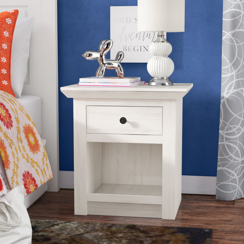 Berwyn 59cm W Bedside Table