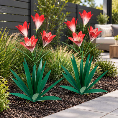 Metal Agave Garden Statues Set of 2, Painted Outdoor Plant Sculptures