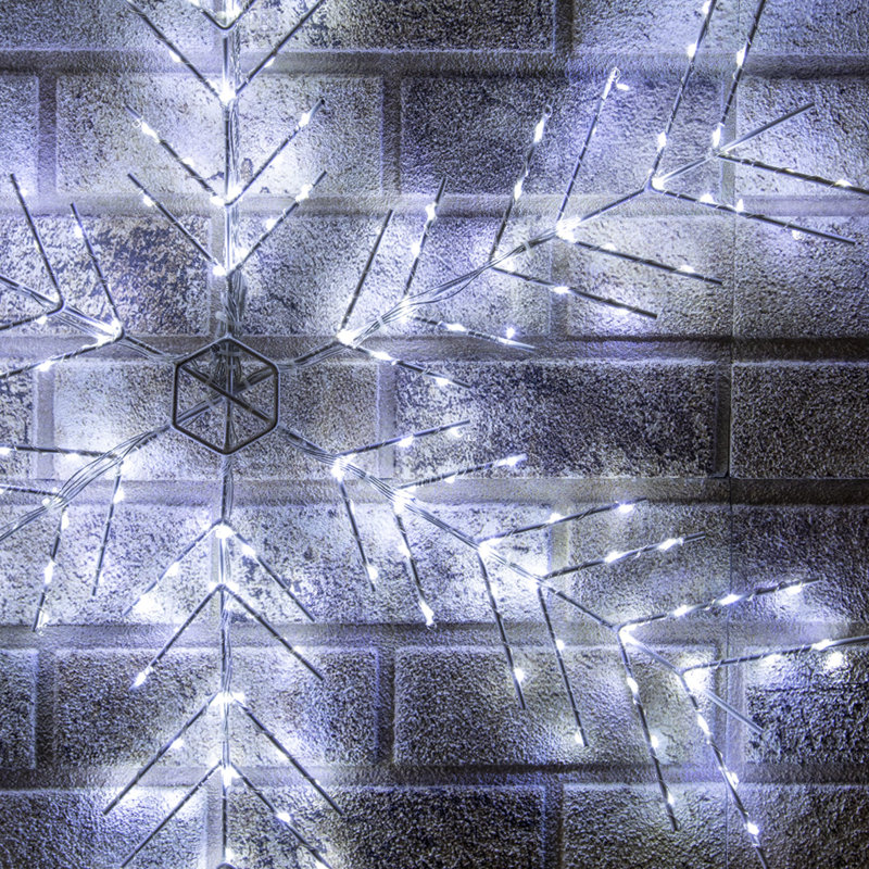 LED Indoor / Outdoor Lighted Window Décor