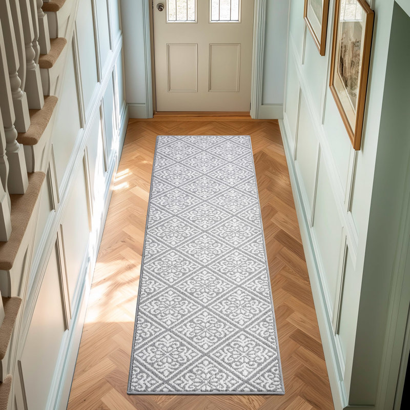 Austell Machine Woven Synthetic Geometric Area Rug, Light Gray/Natural, Runner 2'2" x 8'