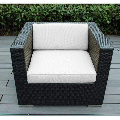 Penncross Wicker Outdoor Lounge Chair