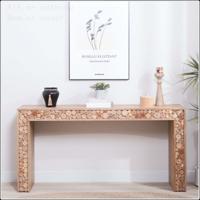 Console en bois rustique avec accents de bûches naturelles