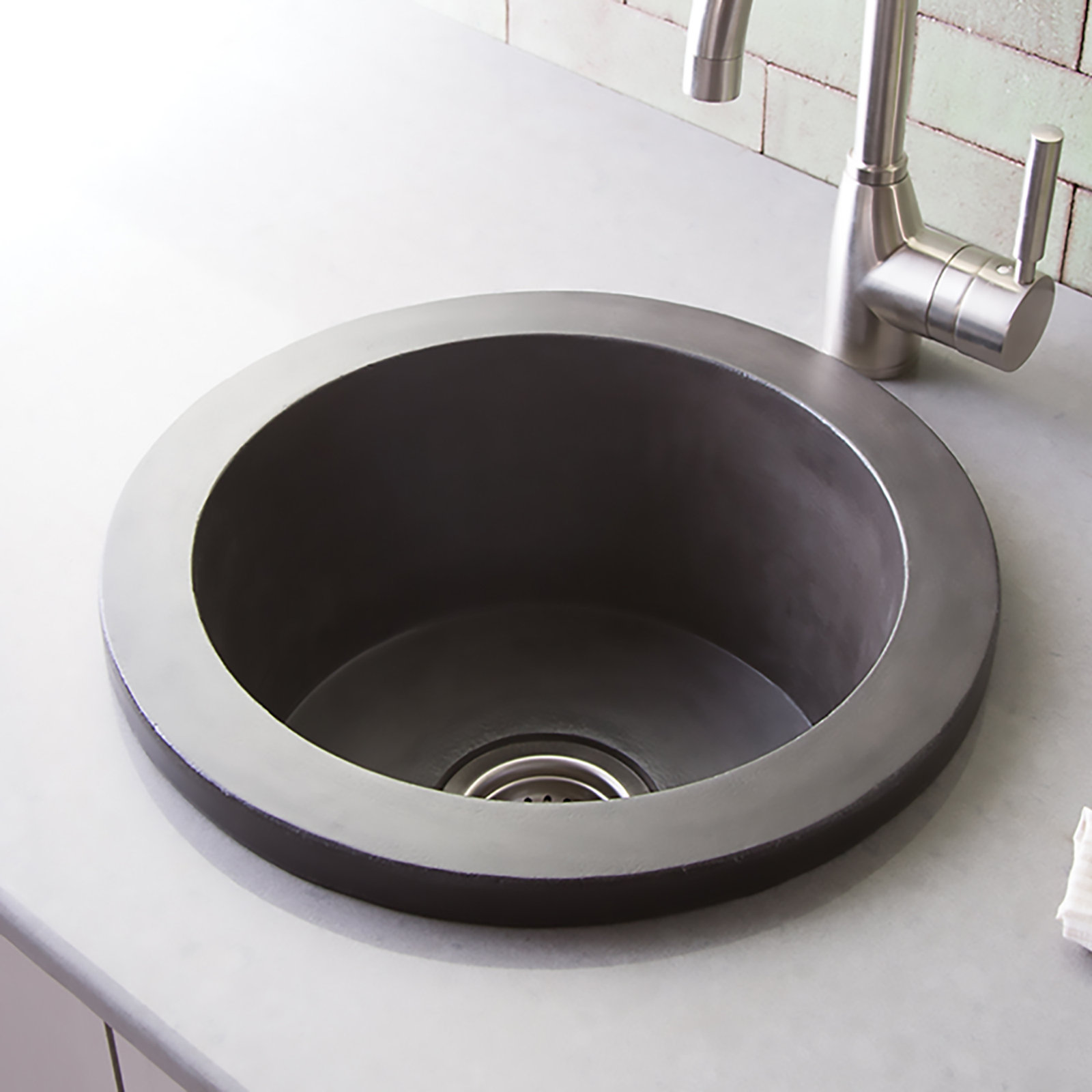 NativeStone Olivos 16" Round Bar Sink, Slate