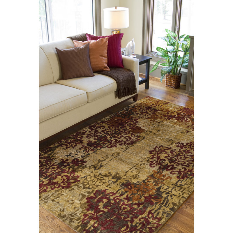Urrutia Wool Floral Indoor Rug, Rectangle 5' x 8'