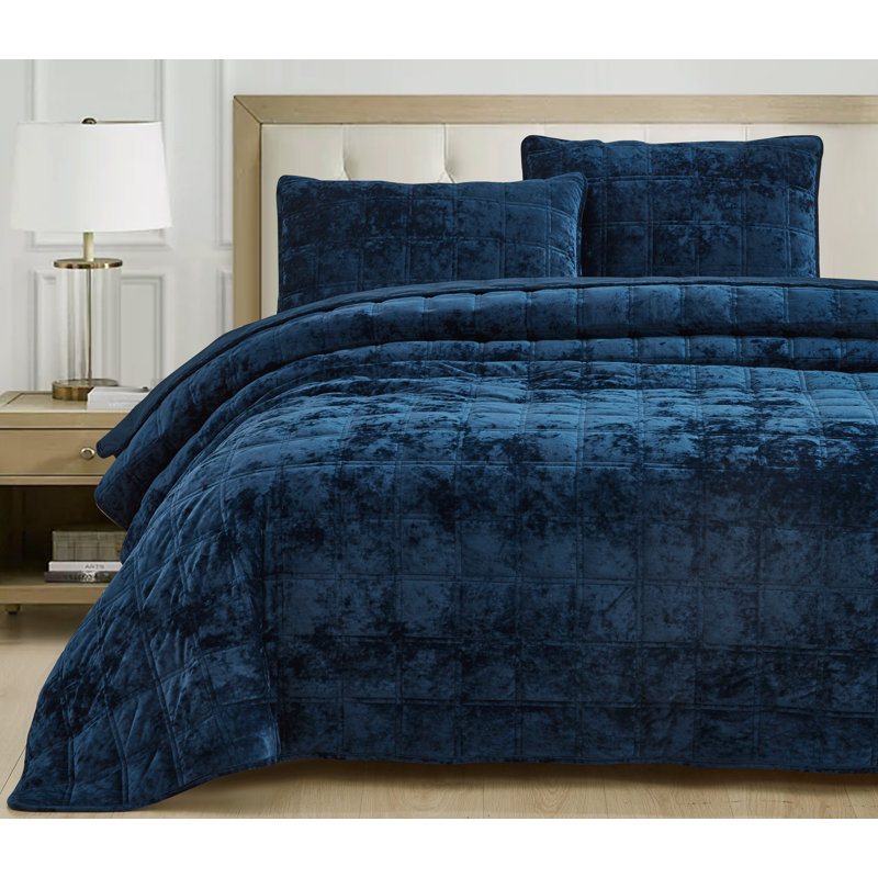 Velvet Quilt, Queen Quilt + 2 Standard Shams, Navy