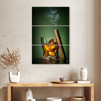 Yarlin Cold Whiskey And Cigar