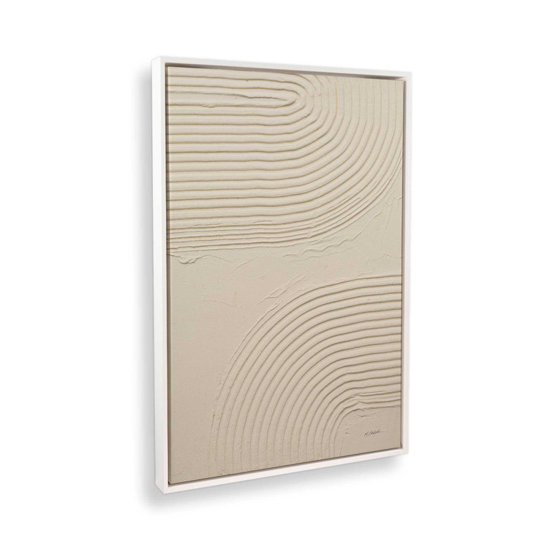 «Echoed Curves in Beige II», reproduction sur toile, H 18,75 po x l 12,75 po x P 1,75 po, Cadre flottant blanc opaque