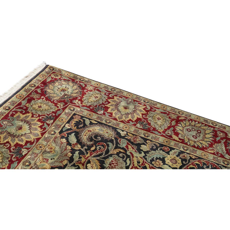 Hand Woven Wool Oriental Area Rug