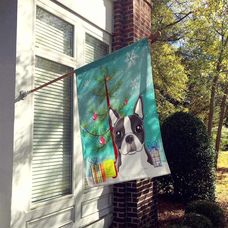 Drapeau en polyester 2 côtés sous l’arbre Silloth, H 40 po x l 28 po x P 0,01 po, Boston-terrier, Drapeau pour la maison