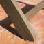Table pliante de 43,5 po - Résistant aux intempéries, plateau d'eau, gris, lattes, espace de rangement pratique pour le bois et l'eau, base en forme de X, finition grise, facile