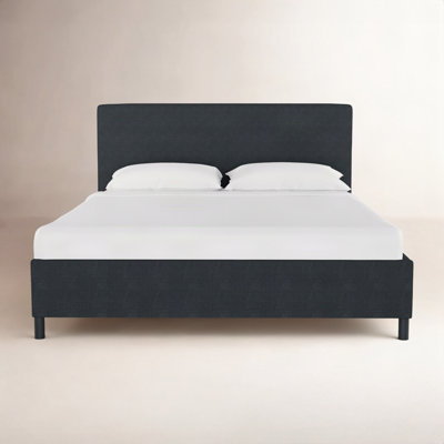Lit plateforme tapissier Pyburn
