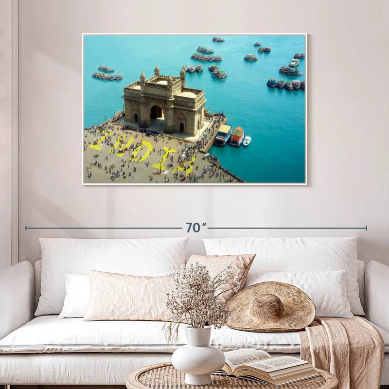 Porte d'entrée de l'Inde, Cadre flottant blanc, 46 po x 31 po