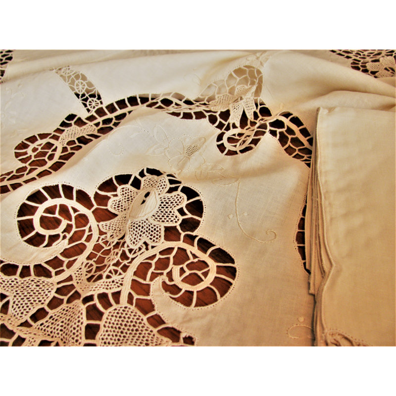 Nappe Floral, 104 po x 70 po
