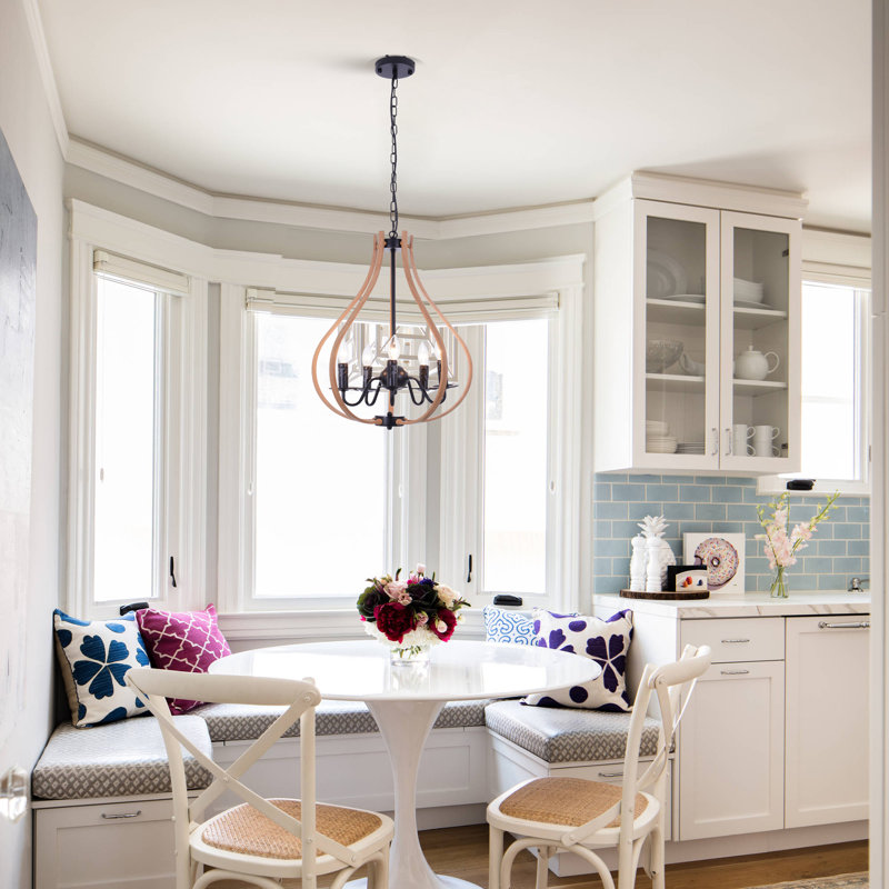 Lustre en fer à 5 lumières Farmhouse avec finition grain de bois - Luminaire suspendu noir rustique pour entrée, salle à manger ou espace de vie
