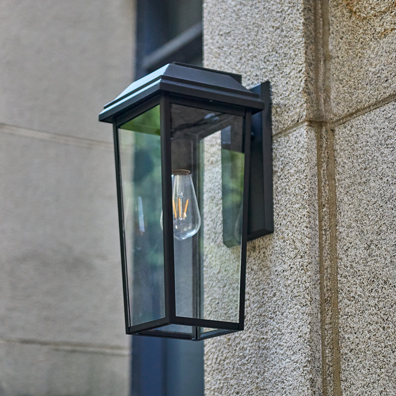 18" 1-Light Iron Outdoor Wall Lantern