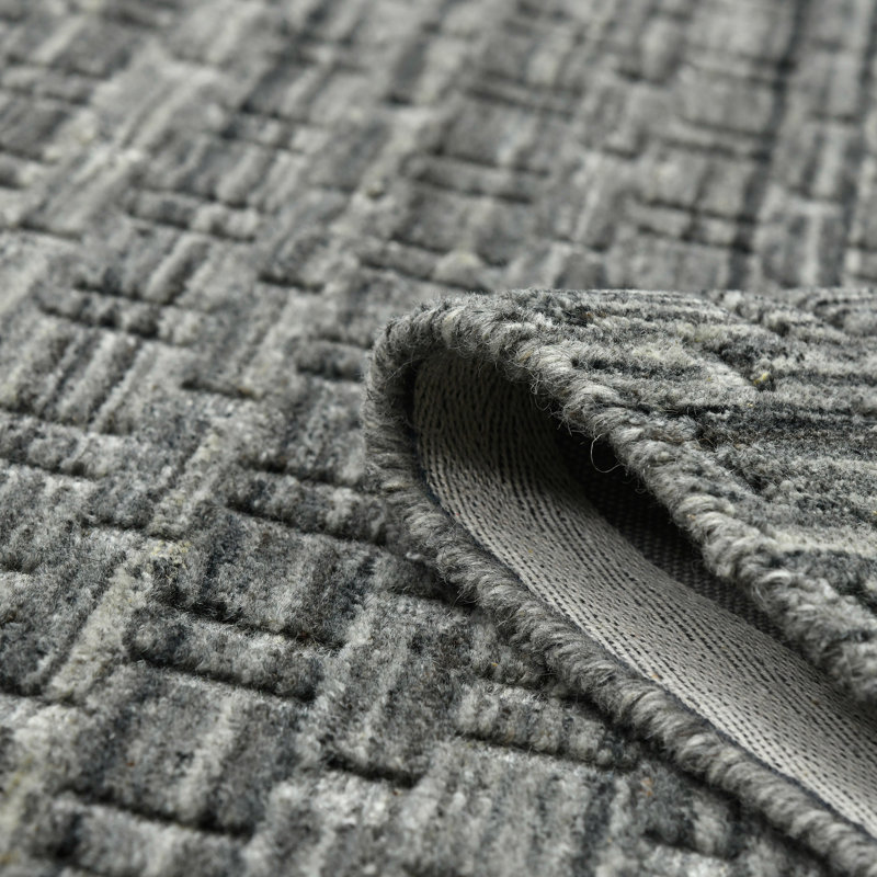 Sioeli Wool Geometric Indoor Rug, Rectangle 3'6" x 5'6"