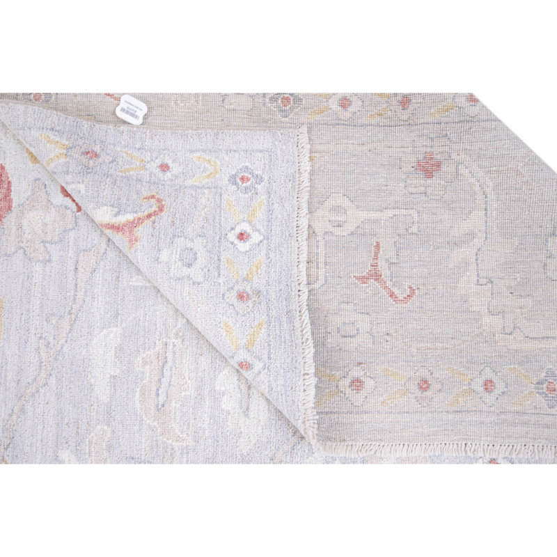 Tapis gris clair noué à la main de haute qualité