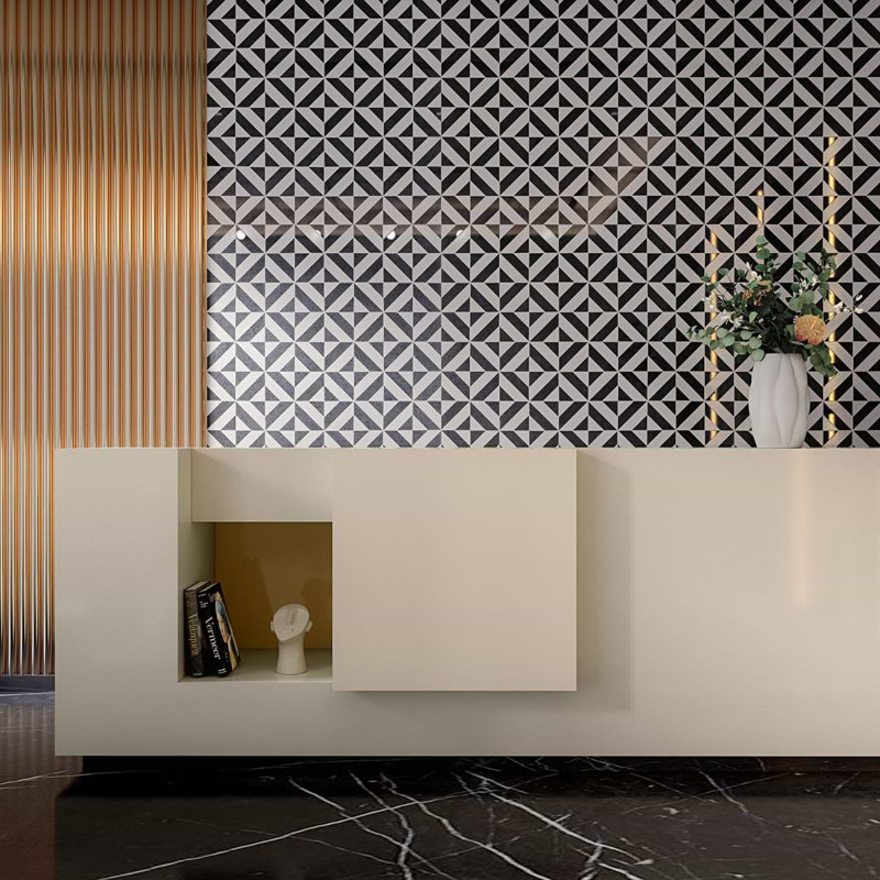 Cleopatra 12x12 Diagonal Polished Encaustic Look Marble Mosaic Tile, Diagonal Pepper Black