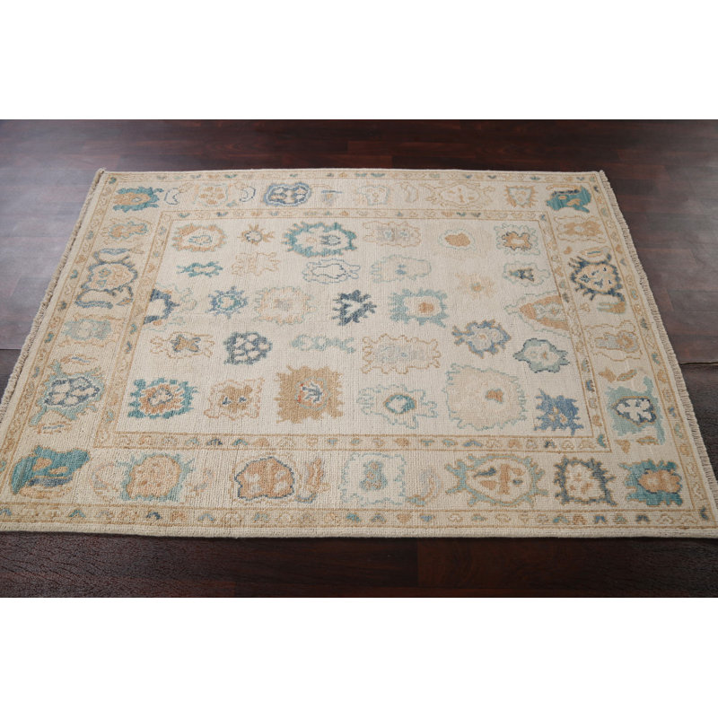 Tapis unique en coton 5 pi 10 po x 4 pi 10 po Hailly beige et ivoire