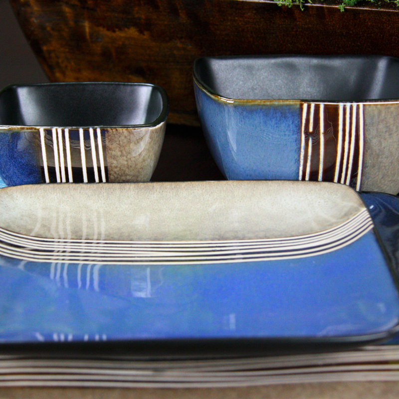 Blue and Tan Ceramic 16-Piece Dinnerware Set for 4
