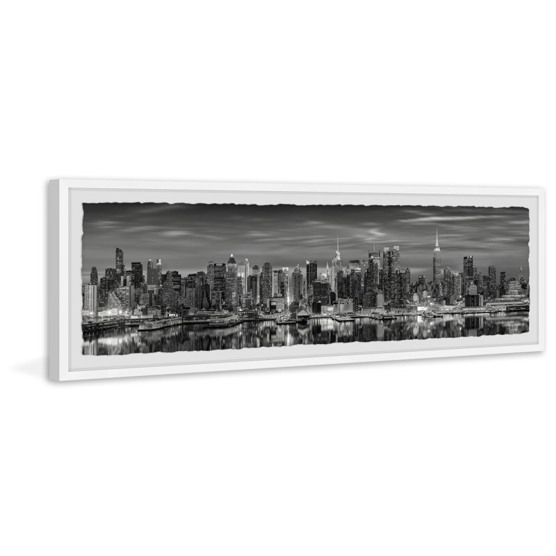 «NYC Night Skyline», reproduction encadrée, H 10 po x l 30 po x P 1,5 po