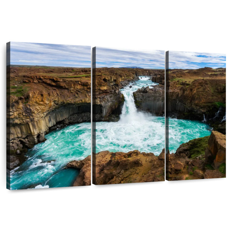 Incroyable cascade d'Aldeyjarfoss, H 48 po x l 74 po