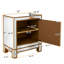 Table de chevet Reighlynn en argent / or