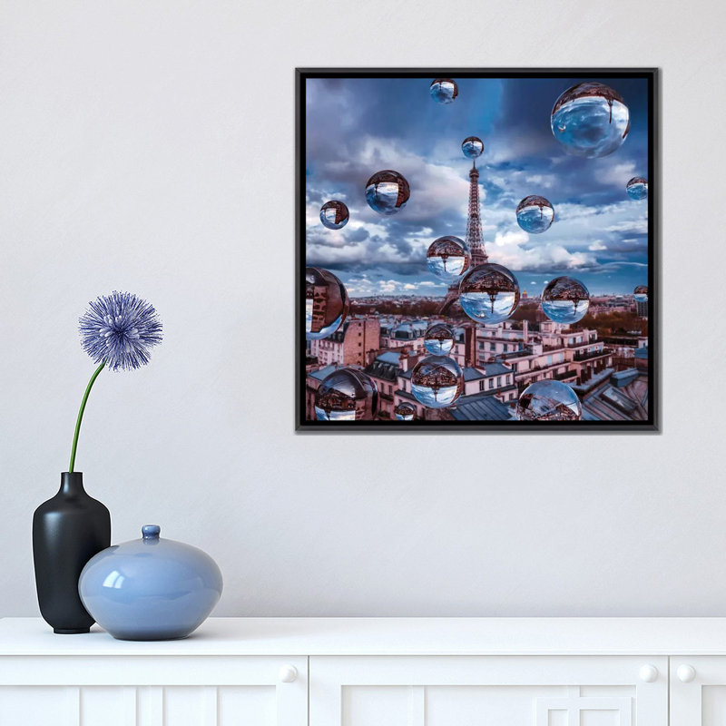 Reproduction d’art, "Paris inspiration" par Hobopeeba, H 18 po x l 18 po x 1,5 po, Toile avec cadre noir patiné, Pas de tapis
