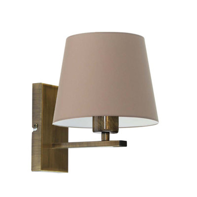 Asawir Armed Sconce