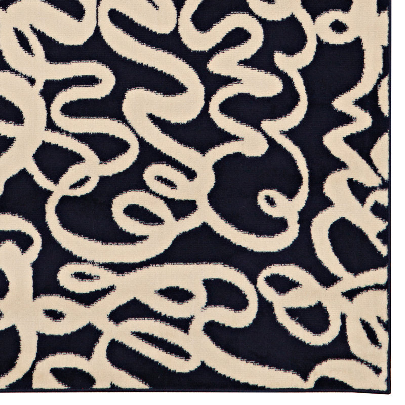 Mawhinney Geometric Indoor Rug, Rectangle 4'3" x 7'3"