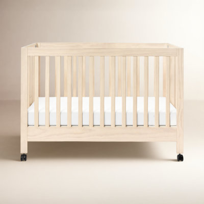 Maki Pine 2-in-1 Convertible Foldable Crib