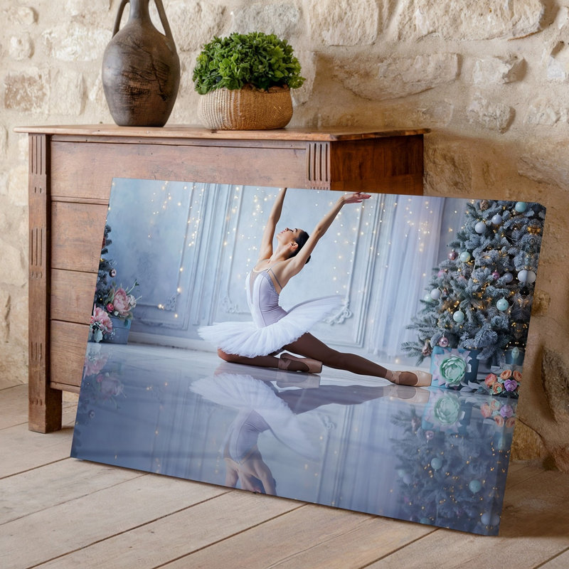 Toile, une gracieuse ballerine dans un tutu diaphane délicat accomplit un art mural, H 11 po x l 14 po