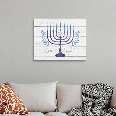 «Love and Light Menorah on Barnwood» par Victoria Borges, reproduction d'art textuel sur toile