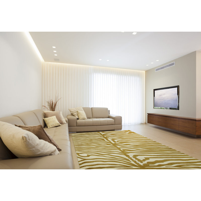 Hand Tufted Wool Area Rug