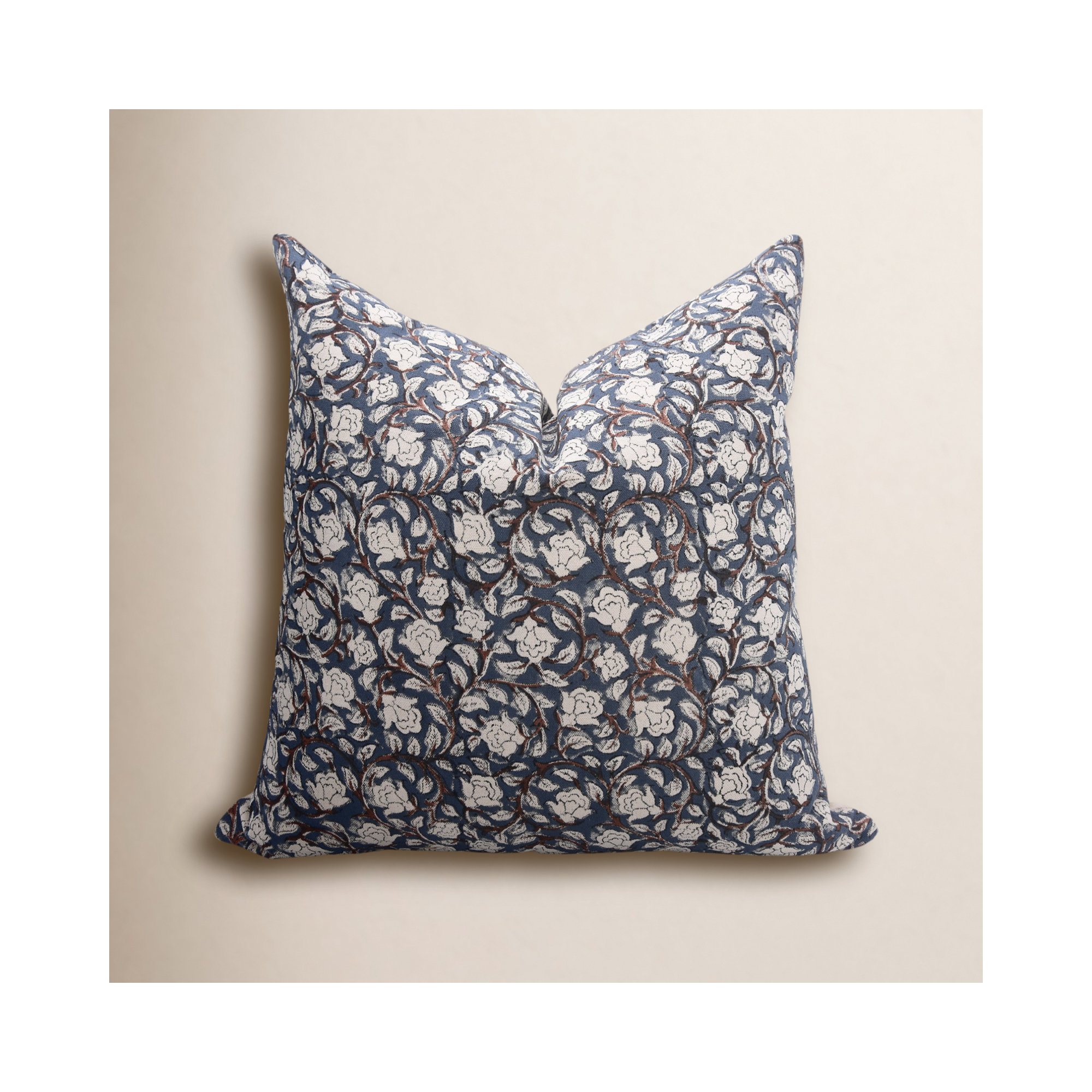 Lerah Cotton Indoor/Outdoor Pillow Cover, 18" x 18"