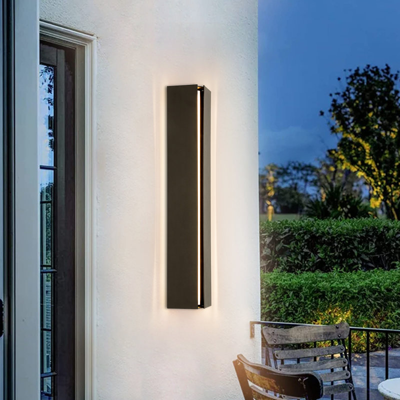 24'' Led Outdoor Wall Light