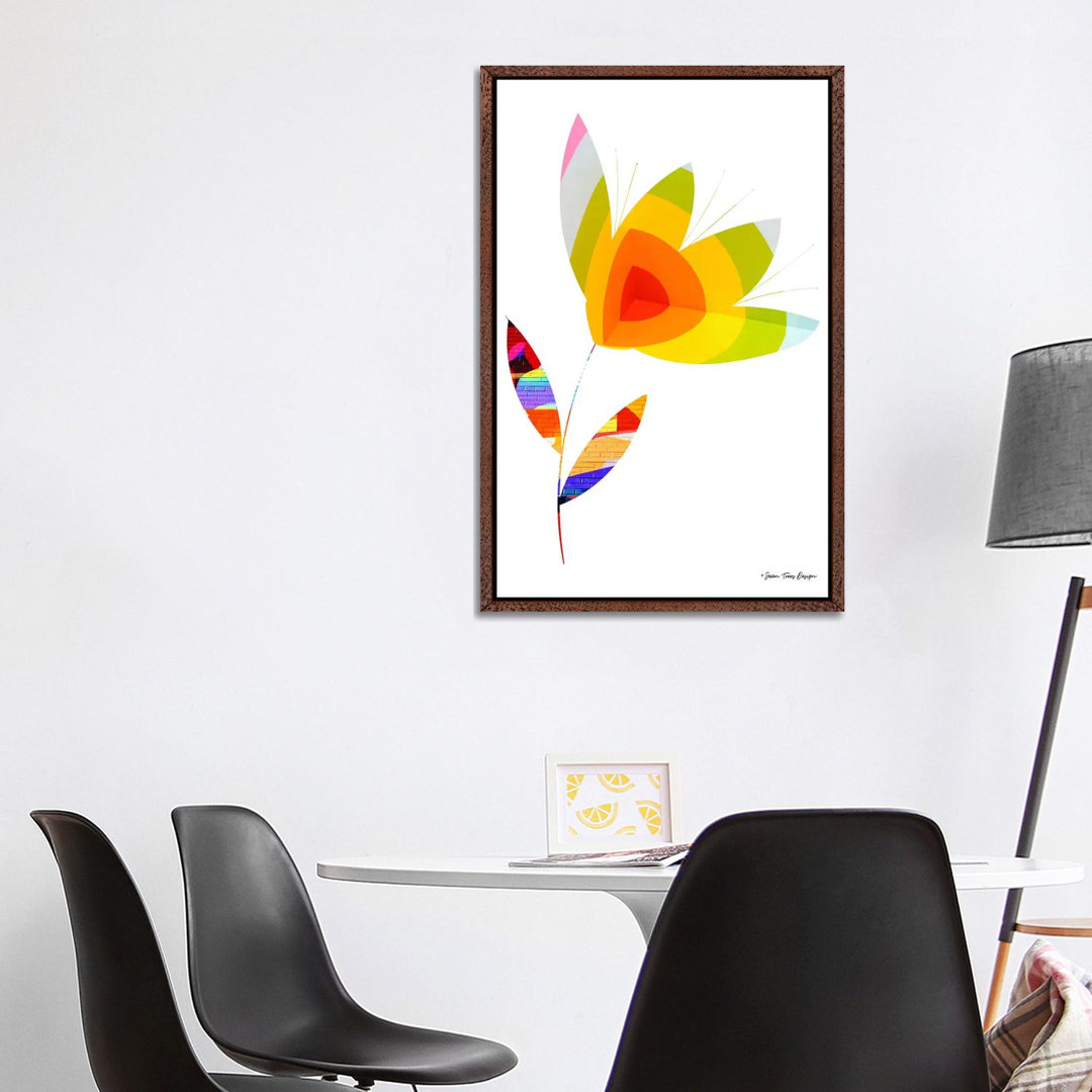 Street Art Flower I von Seven Trees Design - Galerie-verpackte Leinwand Giclée auf Leinwand