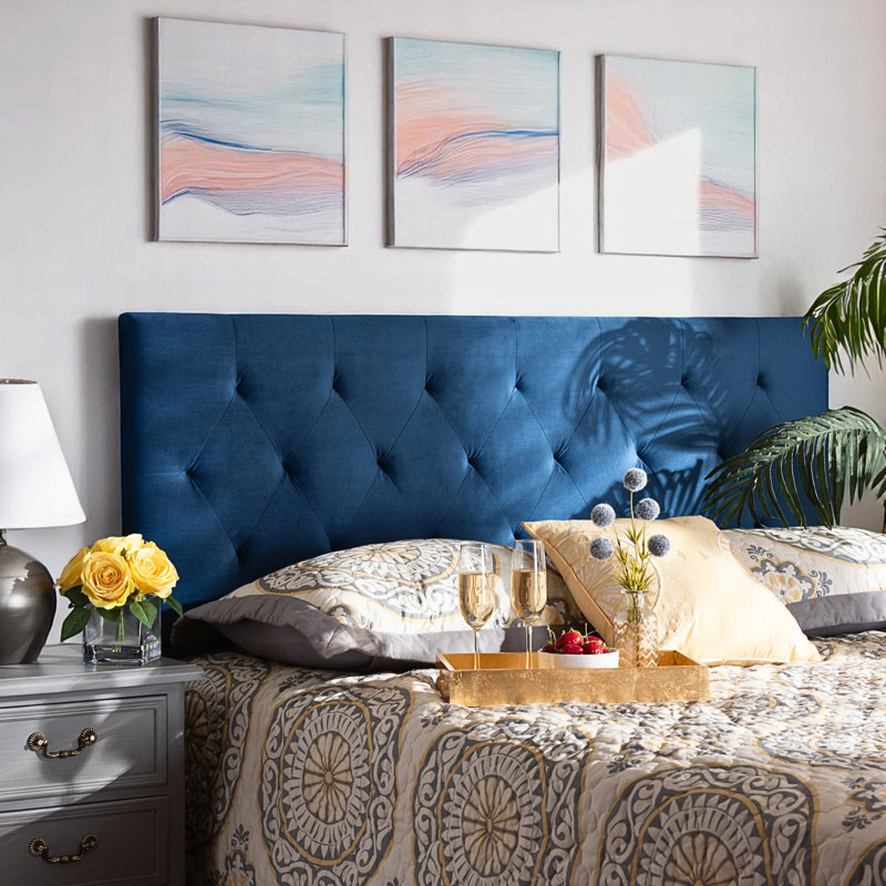 Tête de lit tapissier très grand en velours bleu marine Waylen, H 45,73 po x l 79,45 po x P 1,86 po, Très grand lit
