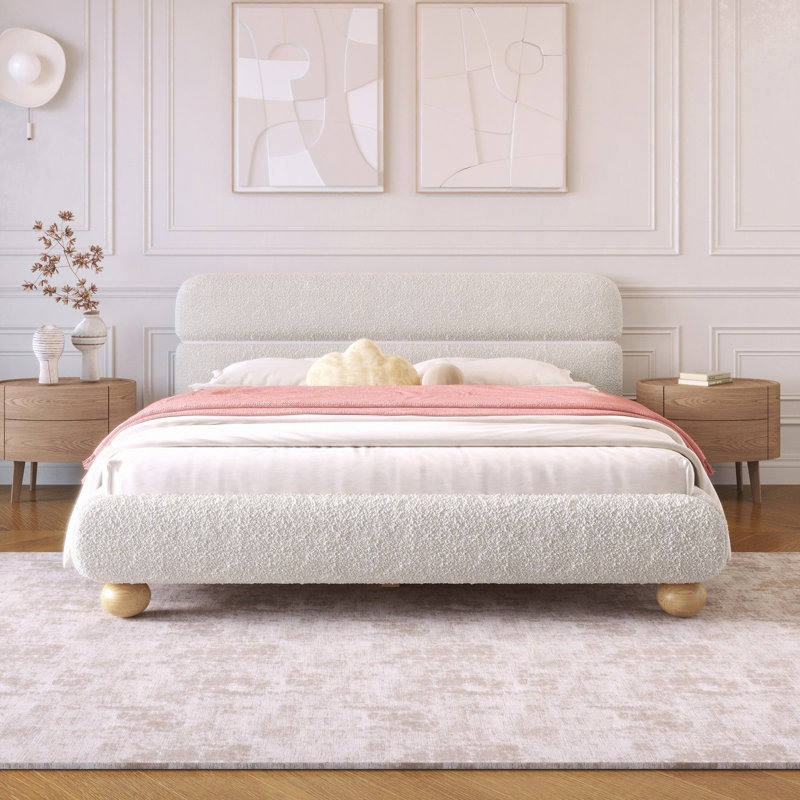 Lit contemporain tapissier à profil bas avec tissu en molleton Teddy et pieds ronds massifs, conception élégante en forme de courbe pour la chambre à coucher