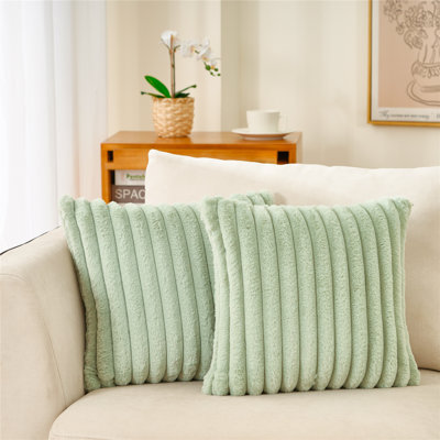 Housse de coussin carré en fausse fourrure