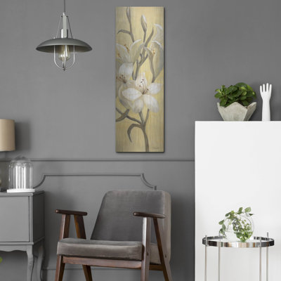  'Subtle Lily 1' by Silvia Vassileva Metal Wall Art