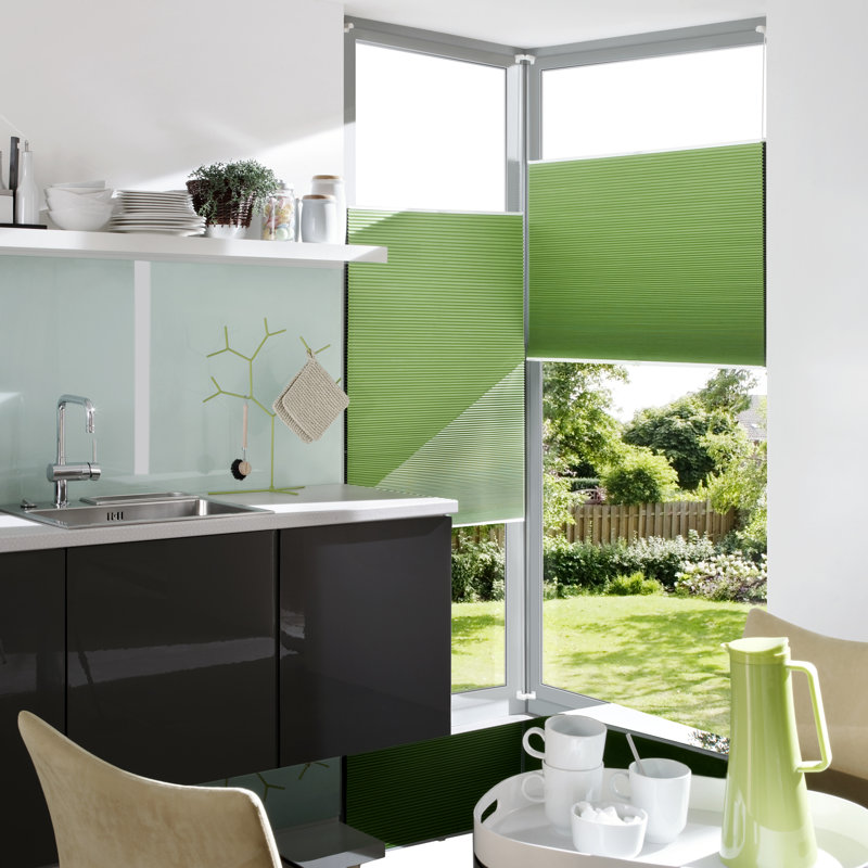 Cordless Blackout Cellular Shade, 60cm x 130cm, Apple green