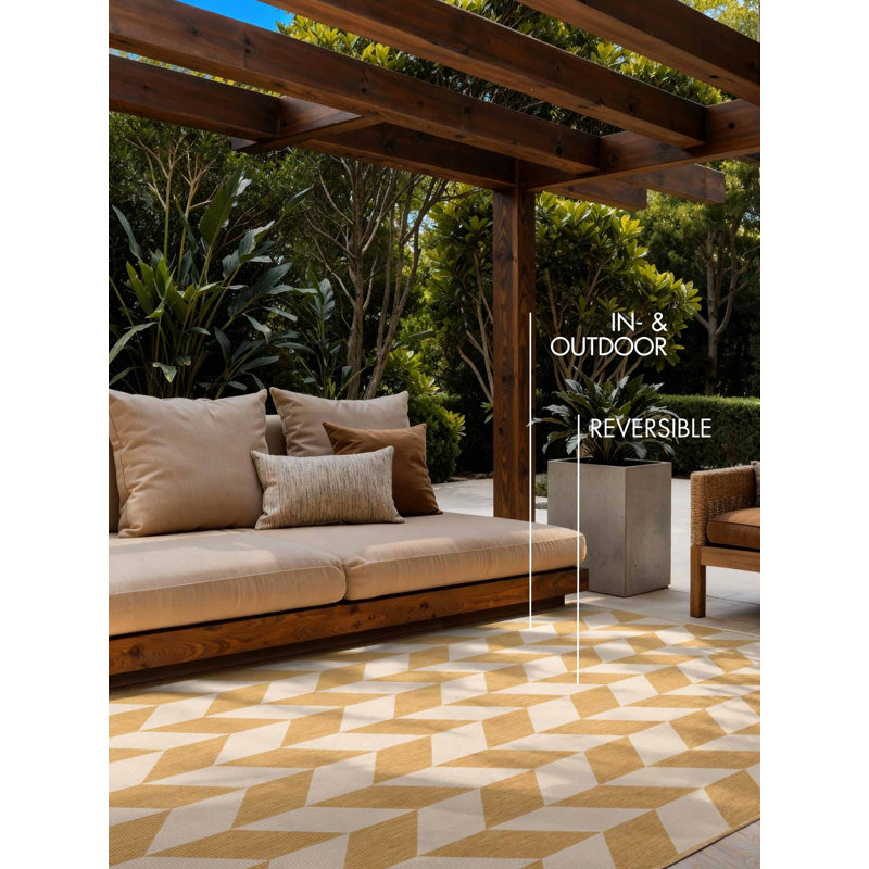 Derriyah Rectangle Geometric Indoor / Outdoor Area Rug, Rectangle 200 x 300 cm