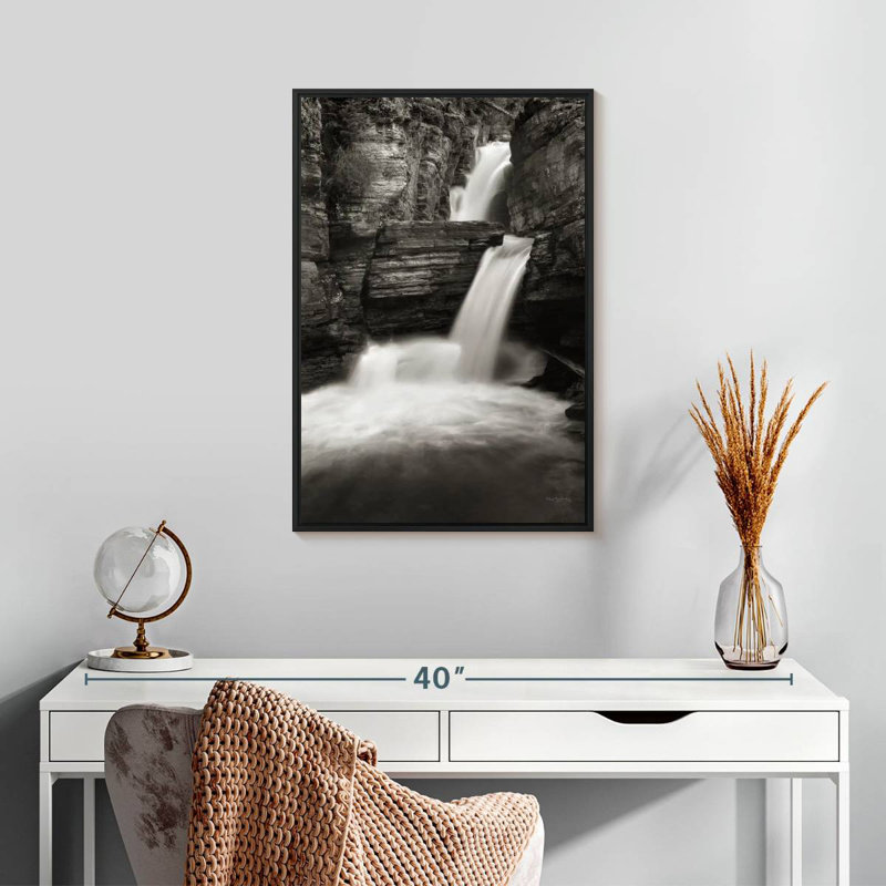 Saint Mary's Falls, Cadre flottant noir, 17 po x 25 po