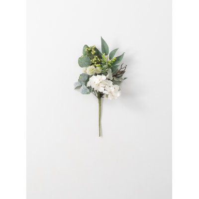 Arrangement floral d'hortensia