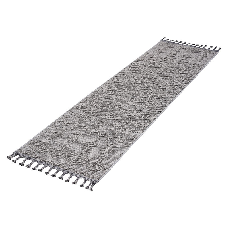 Traditional indoor/outdoor area rugs, Runner 2'2" x 8'