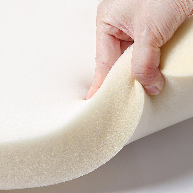 Canapé de salon en tissu crème