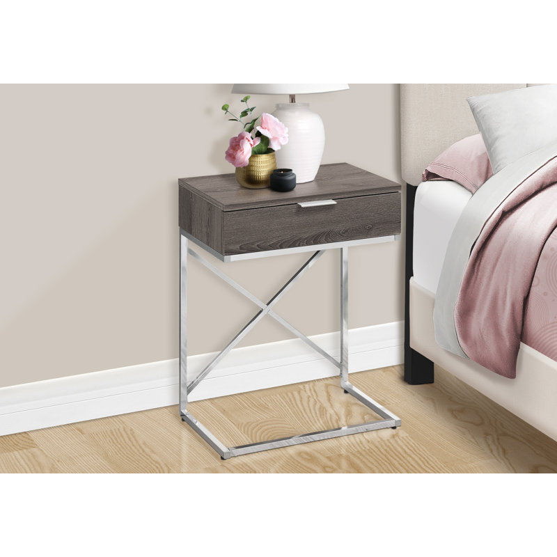 Table d'appoint, Brun