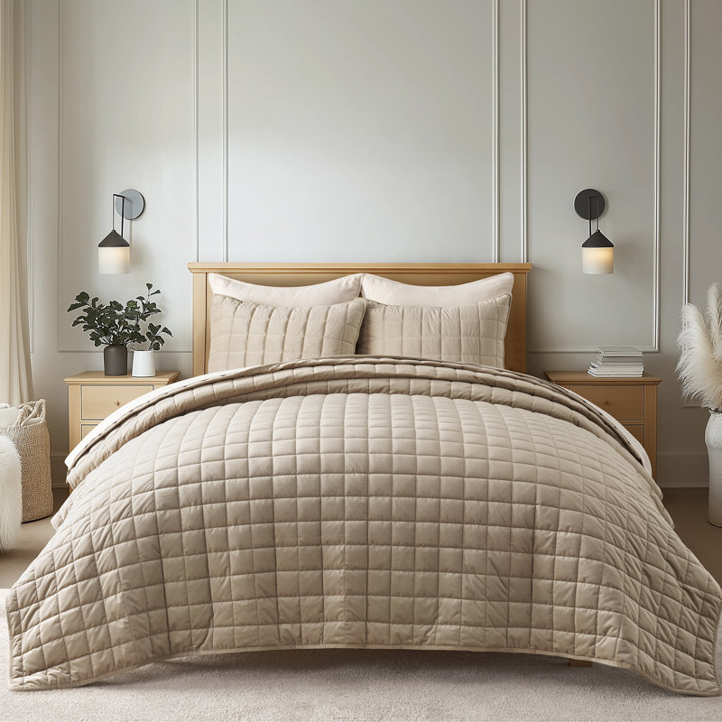 Box Stitch PearlVelvet Quilt set, Queen Quilt + 2 Standard Shams, Taupe