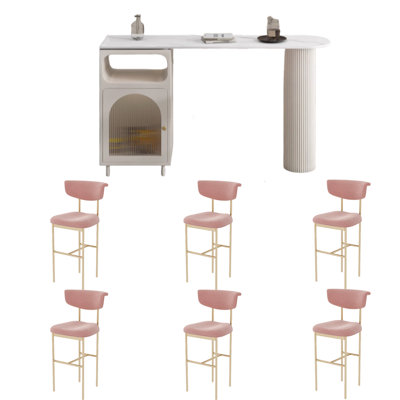 Table en pierre claire de luxe